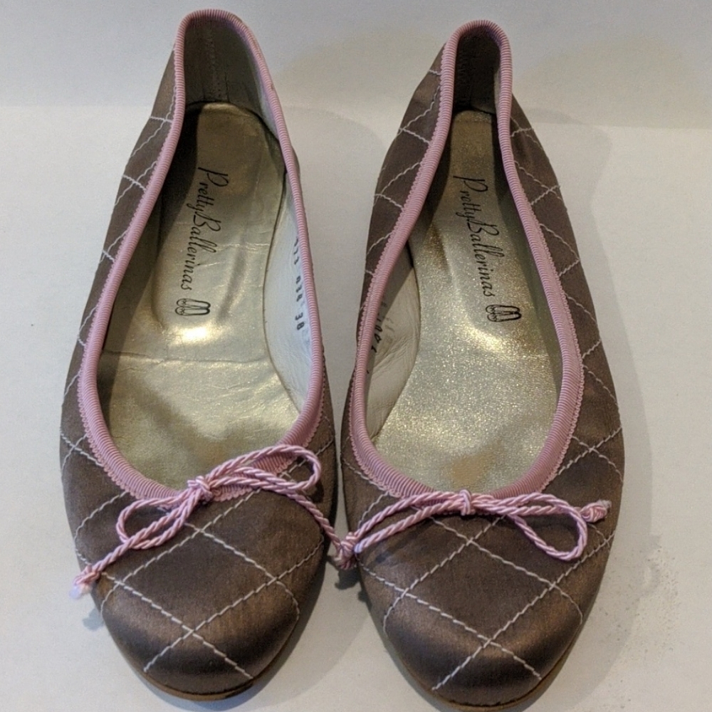 Ballet flats